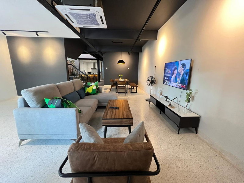 Galaria 4BR 17Pax NearTC, DinosaurLand, PS4, Netflix, Kuantan, Malaysia