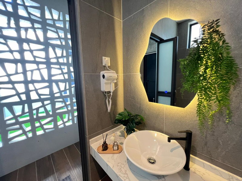 Galaria 4BR 17Pax NearTC, DinosaurLand, PS4, Netflix, Kuantan, Malaysia