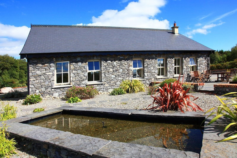 Bun Cill Athat, Dawros, Ireland