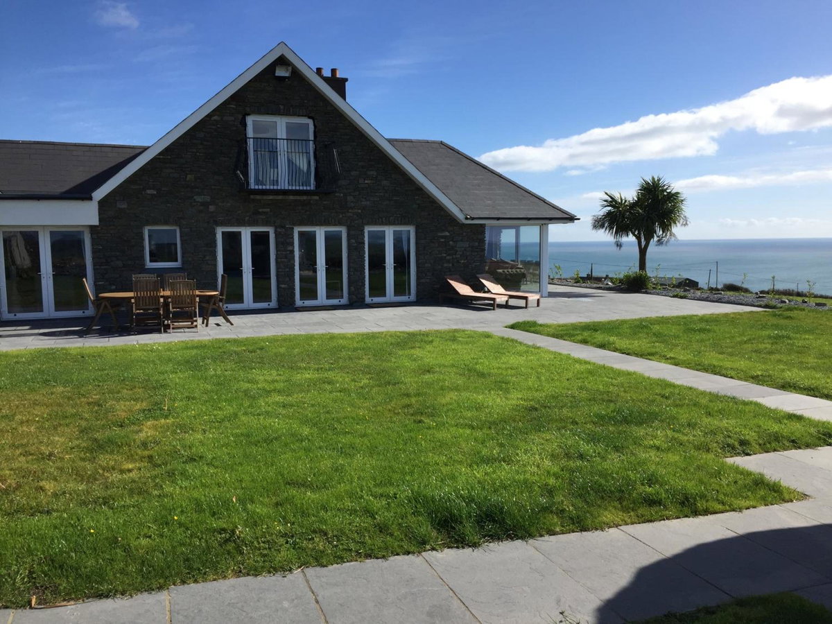 Ocean View,Kinsale, Hosted by Exquisite holiday homes, sleeps 22, Irlande