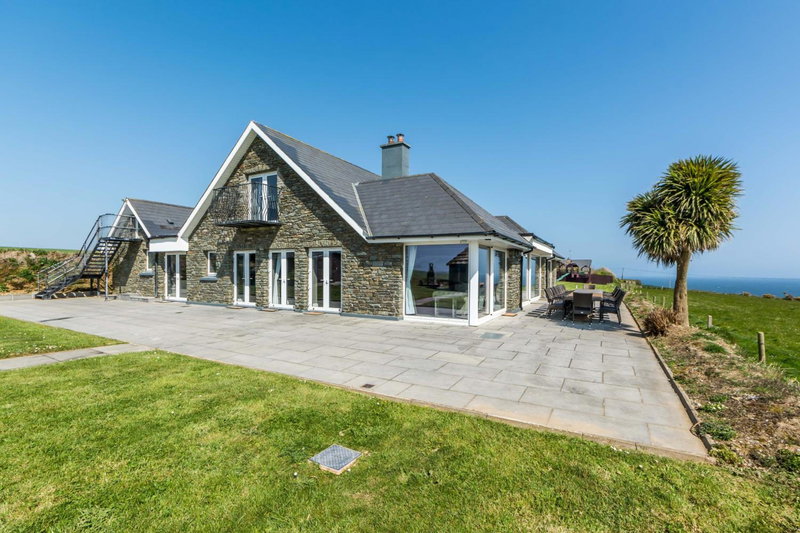 Ocean View,Kinsale, Hosted by Exquisite holiday homes, sleeps 22, Kinsale, Irlande
