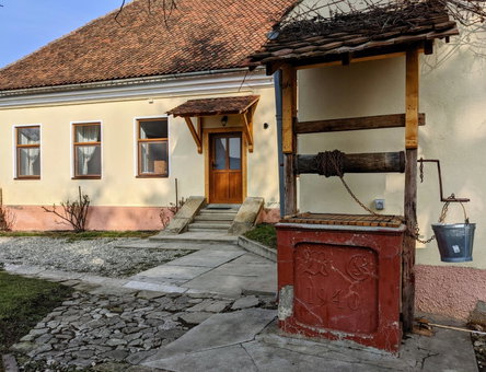 Gästehaus Honigberg next to the Fortified Church of Harman, Hărman, Romania