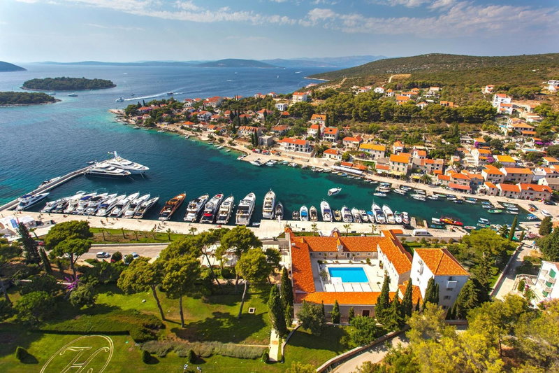 Heritage Hotel Martinis Marchi, Maslinica, Croatia