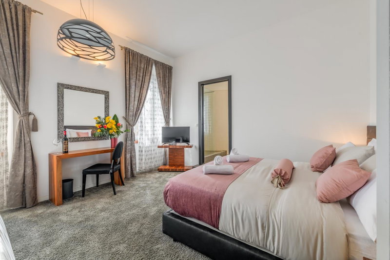 Starlight Luxury Suites, Split, Croatia