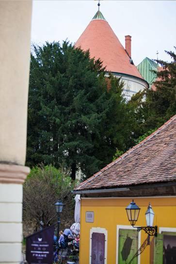 Apartment History, Zagreb, Croacia