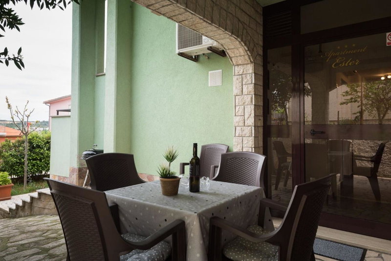 Esther Apartment, Pula, Kroatien