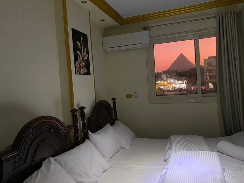 Asma Pyramids View, Cairo, Египет