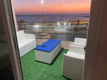 Unique Seaview 3-Bedroom Apartment, Alexandria, Égypte