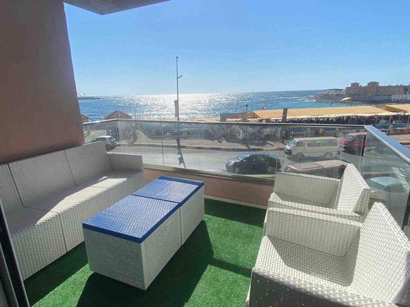 Unique Seaview 3-Bedroom Apartment, Alexandria, Égypte