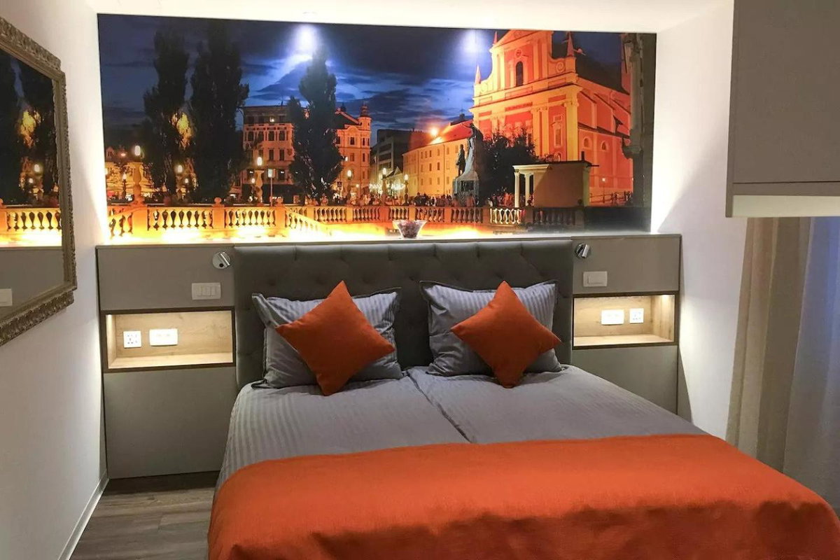 Hotel · ★ Exclusive Central Apartment ★ FREE Garage ★, Ljubljana