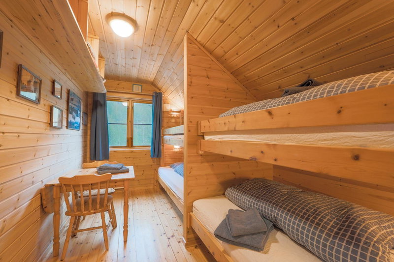 Guesthouse / Huskyfarm Innset, Innset, Norway