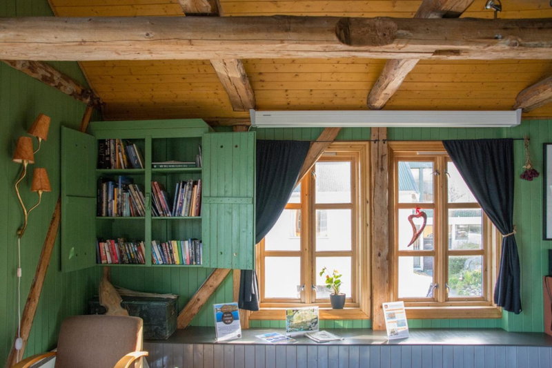 Heimbrygga Restaurant & Accommodation, Skrova, Norway