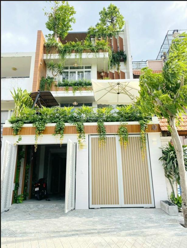 House for rent in Ho Chi Minh City, Vietnam · Binh Thanh District · 1 room, 1 bath