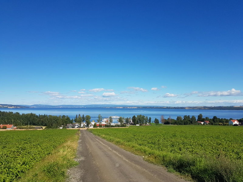 Idylliske Evjua ved Mjøsa, Skreia, Norway