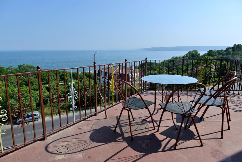 Ellinis Hotel - Sea View and Free Parking, Varna City, Болгария