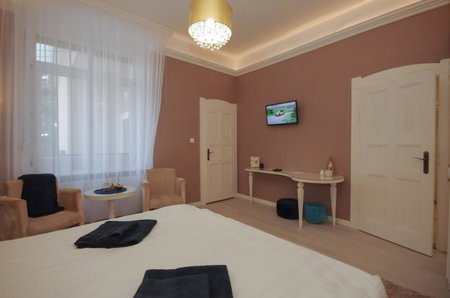 Glamour Apartman, Gyula, Венгрия