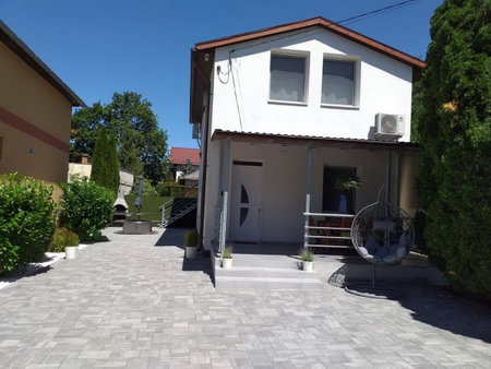 White Stone Apartman, Hajdúszoboszló, Венгрия