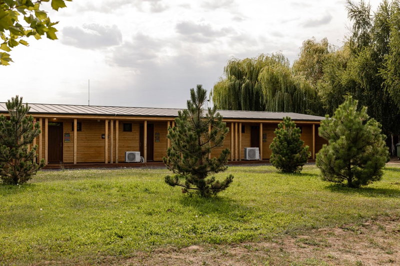 Halfarock Vízi-Erdei Apartmanház, Levelek, Hungary