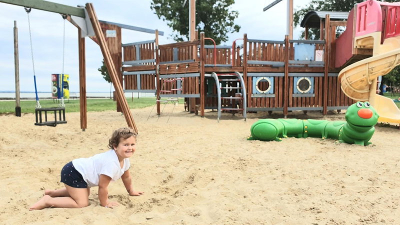 Dora Holiday House & Apartments -Sauna & Relax by the Lake, Keszthely, Hungary