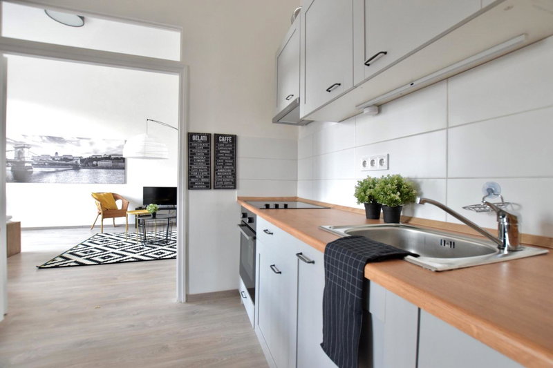 Standard Apartment by Hi5 - Bazilika Suite, Budapest, Венгрия