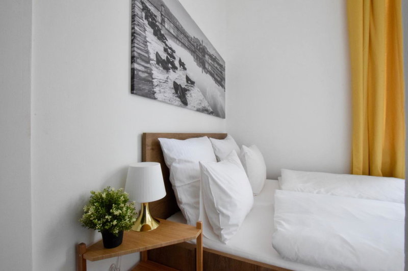 Standard Apartment by Hi5 - Bazilika Suite, Budapest, Венгрия