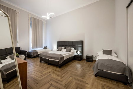 Prime Time Vaci Budapest, Budapest, Hungría