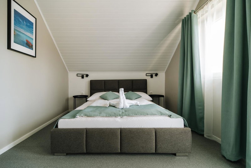 Topáz Apartmanházak, Balatongyörök, Hungría