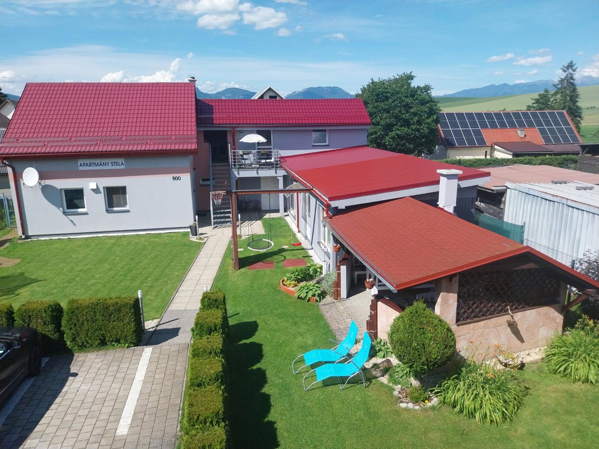 Hotel · Apartmánový dom Stela, Bešeňová