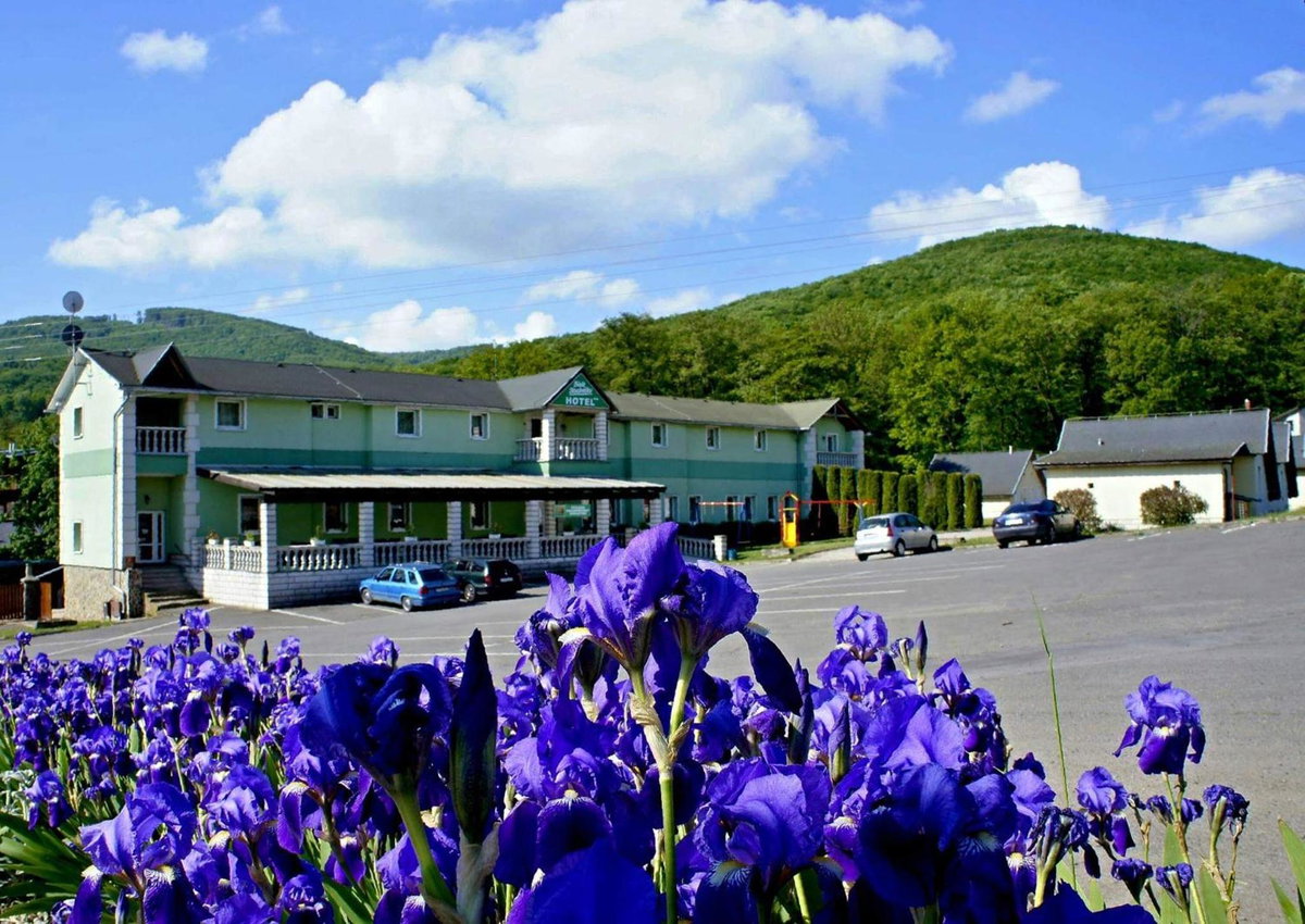 Hotel · Hotel Biele Studničky Dargov, Drahov