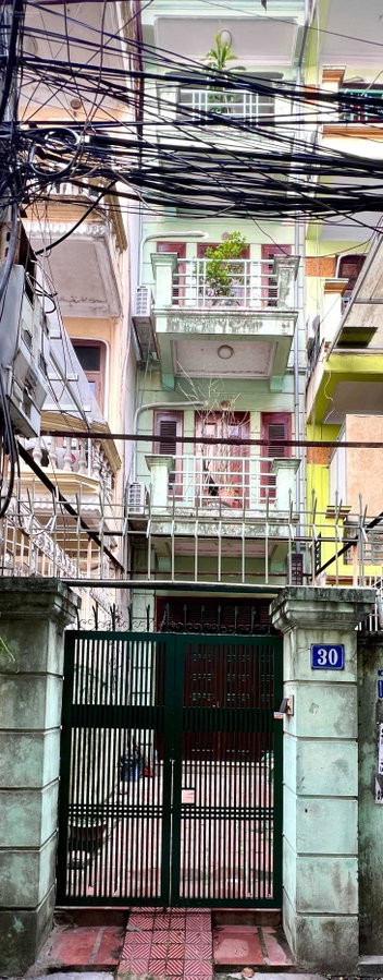 House for rent in Hanoi, Vietnam · Dong Da District · 1 room, 1 bath