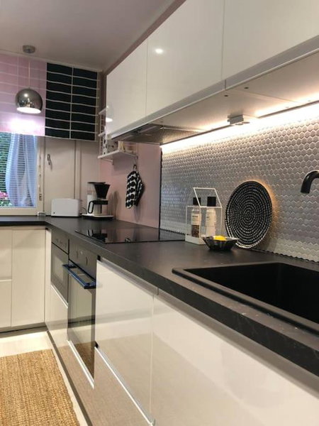 SnowCrystal home with free Jacuzzi and Sauna, Rovaniemi, Finlandia