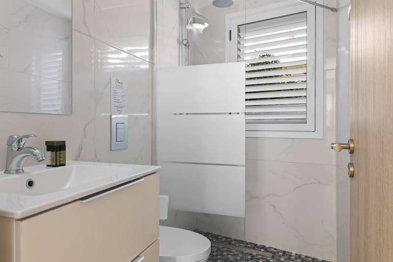 Phaedrus Living: Alkminis Seaside Suites Sand, Paphos, Кипр
