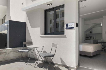Phaedrus Living: Alkminis Seaside Suites Sand, Paphos, Кипр