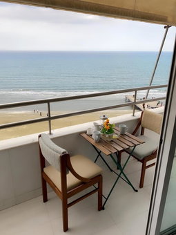 Larnaca Seaview Rooms, Larnaka, Кипр