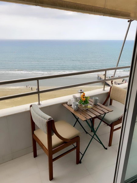 Larnaca Seaview Rooms, Larnaka, Кипр