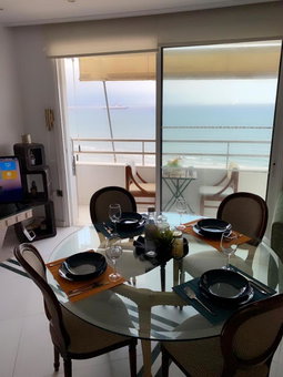 Larnaca Seaview Rooms, Larnaka, Кипр
