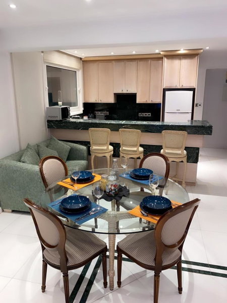 Larnaca Seaview Rooms, Larnaka, Кипр