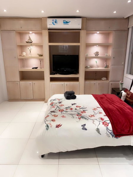 Larnaca Seaview Rooms, Larnaka, Кипр