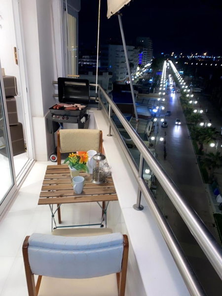 Larnaca Seaview Rooms, Larnaka, Кипр
