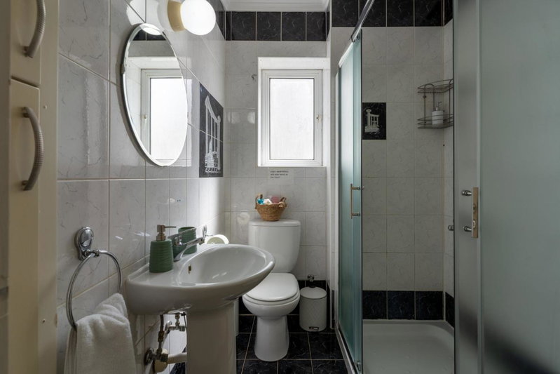 Sweet retreat 2-BR Apartment in Mackenzie, Larnaka, Cyprus