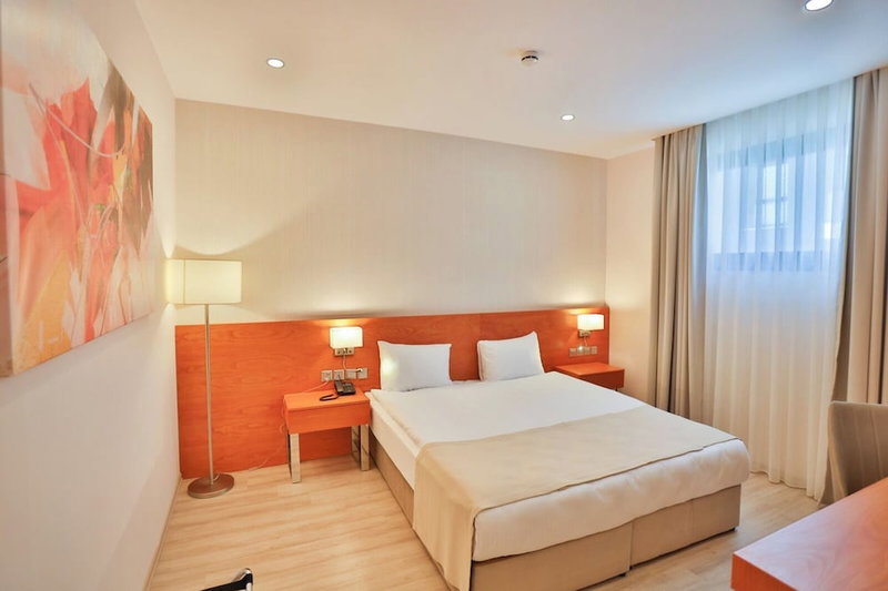 Caddemm Inn, Famagusta, Cyprus