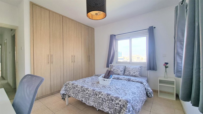 Comfy and Exquisite ROOMS in a Shared 3BR Apartment Near Main Harbor, City Center, Larnaka, Cyprus