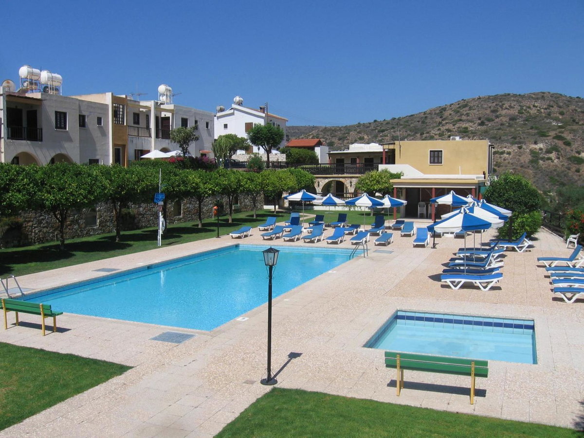 Apokryfo, one bedroom apartment close to the beach, Cyprus
