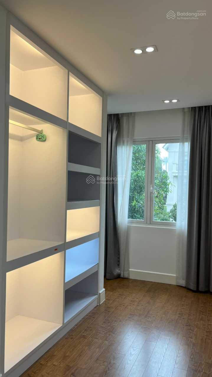 Vinhomes Riverside, Vietnam