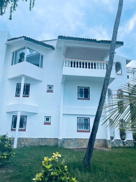 Bamburi Beach Villa LTD, Mombasa, Kenya