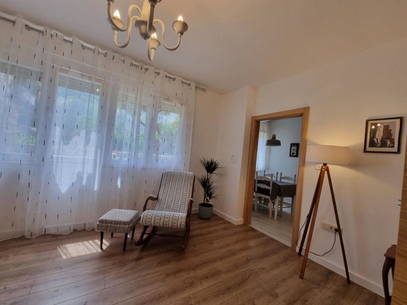 Golden Fields Apartment near the Old Town, Kotor, Черногория