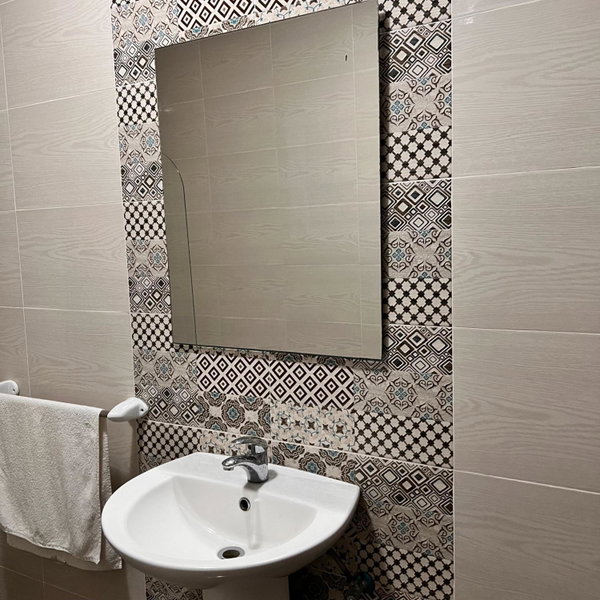 F4 Room 1, Private Double room with private bathroom and balcony, Msida, Malta