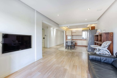 Seafront Apartment, Pieta, Malta