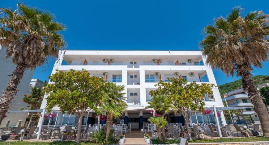 Hotel Besani, Albania