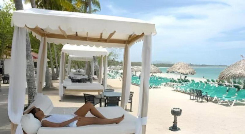 Celuisma Playa Dorada All Inclusive, Cantabria, República Dominicana